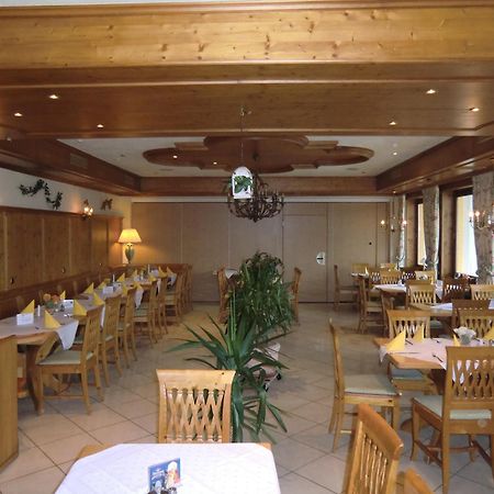 Hotel Schlossgarten Gladenbach Exterior photo